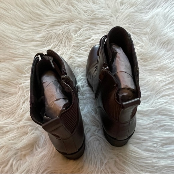 Espresso Lace Up Heeled Booties - Picture 12 of 16